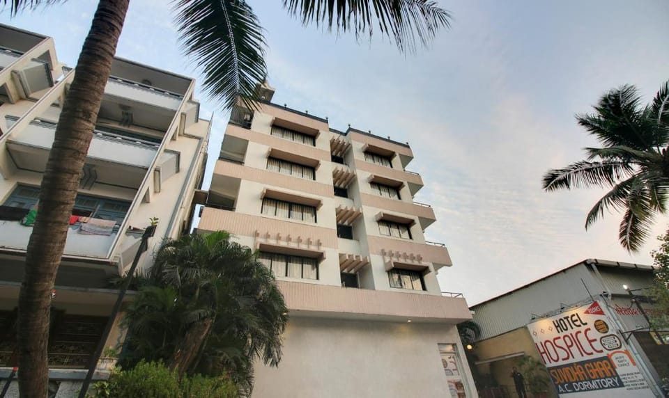 Hotel Hospice Surat Hotel in Gujarat