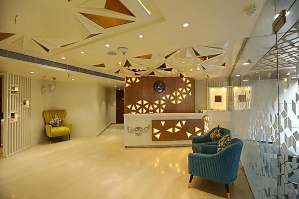 Hotel D Silver Leaf Lucknow Uttar Pradesh Hotel in Lucknow