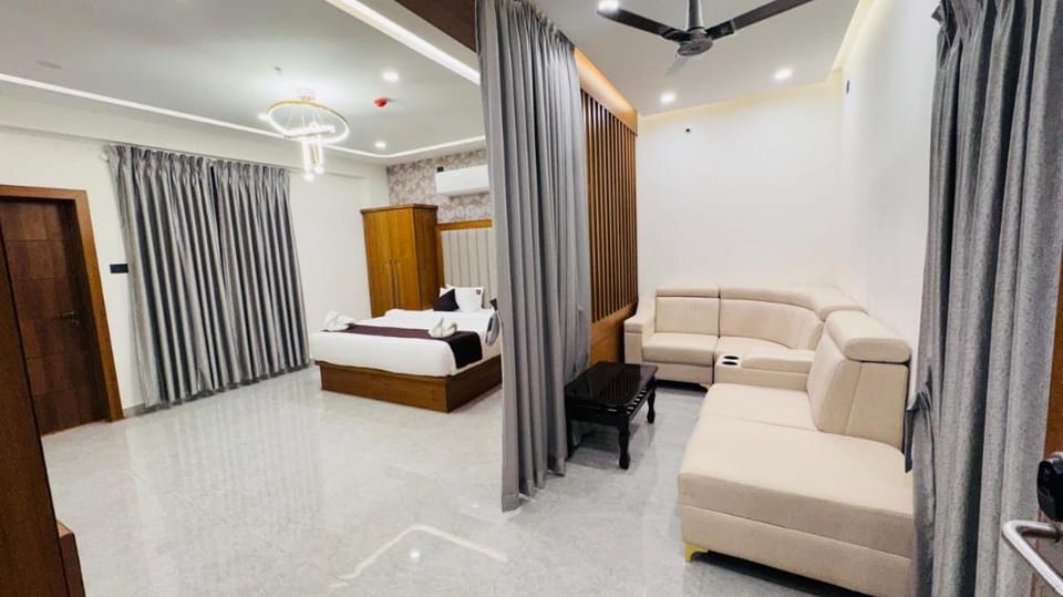 SS GRAND LUXURY HOTEL ANANTHAPURAMU Hotel in Karnataka
