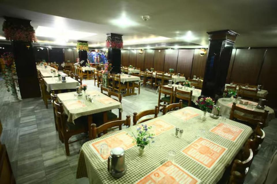 Hotel Sindhuri Park Tirupati Andhra Pradesh Hotel in Tirupati