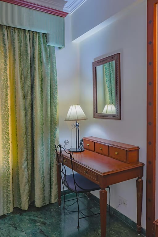 Hotel Airport Vadodara Gujarat Hotel in Vadodara