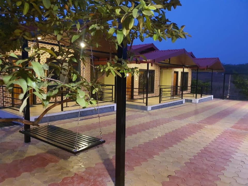Nakshatra Farm Hotel in Maharashtra