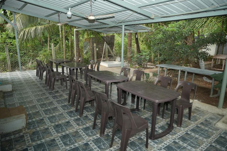 Swayam Beach Niwas Bed and Breakfast in Maharashtra