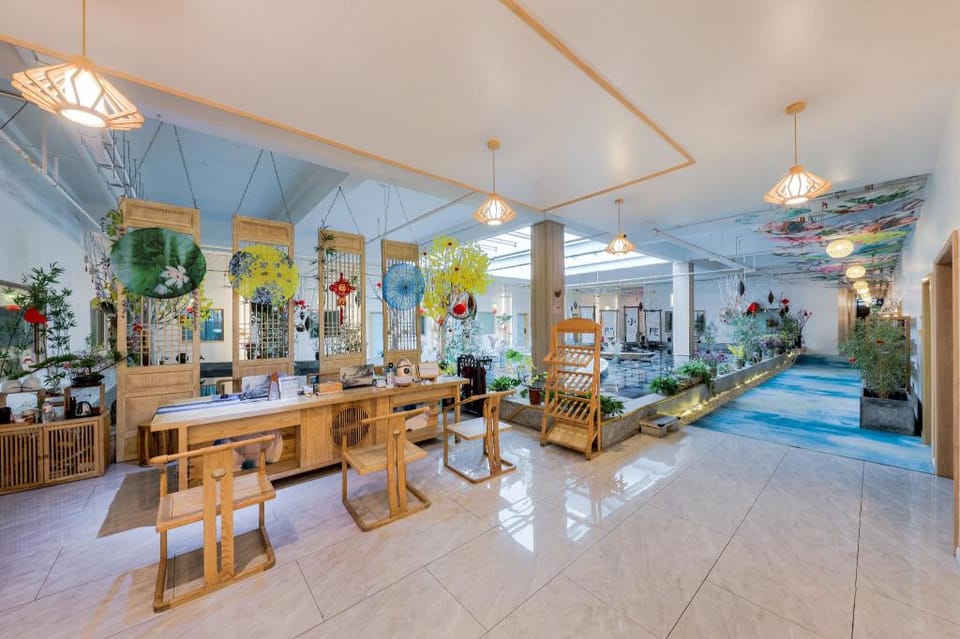 Fengyin Tianjiao Hotel-Dujiangyan Scenic Area Nanqiao Panda Valley Branch Hotel in Chengdu