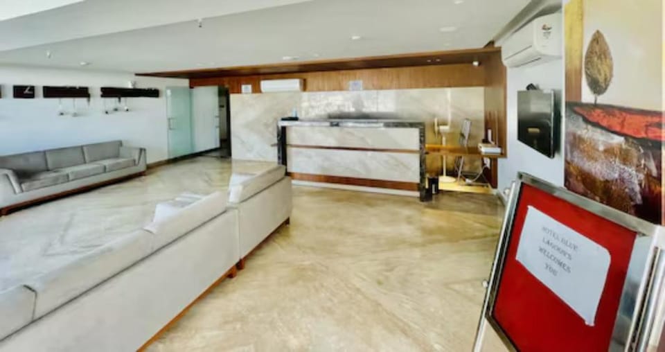 Hotel Blue Lagoons Manjalpur Near Makarpurajara Hotel in Vadodara