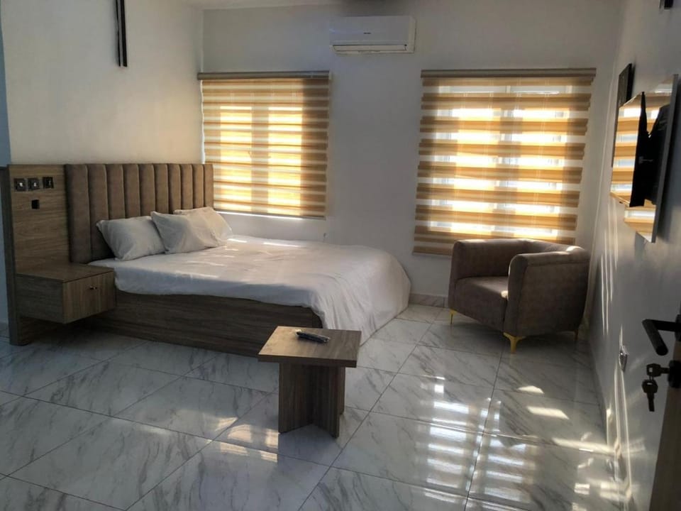 Stan - Haven AIR B&B Bed and Breakfast in Abuja