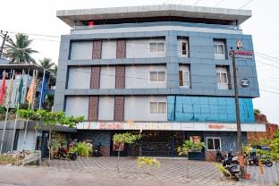 RJ  PARADISE Apartment in Mangaluru