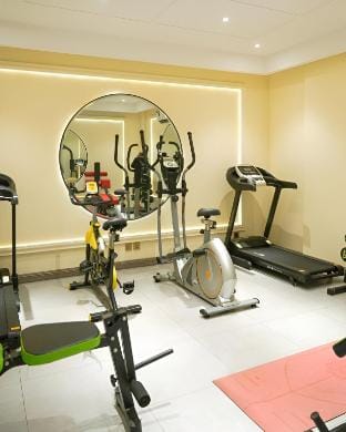 Falettis Express Airport Hotel in Lahore