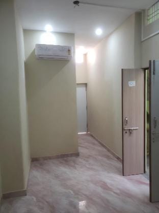 Somit Warm Welcomes Apartment in Varanasi