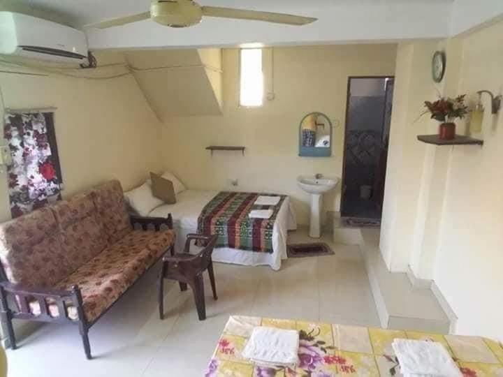 Manimalar guest Apartment in Colombo