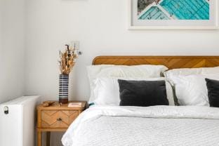 Sun-Drenched Shoreditch London 2 Bedroom Penthouse with Balcony and lift amazing views (8 Paint) Apartment in London Borough of Islington