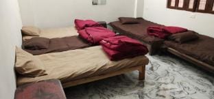 GAYATRI GRAND PG HOUSE Vacation rental in Varanasi