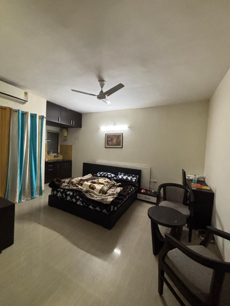 Vrinda Studios Hotel in Uttar Pradesh