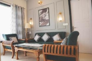 The Ramshila Villa with Heated Pool - Floor B Villa in Uttarakhand