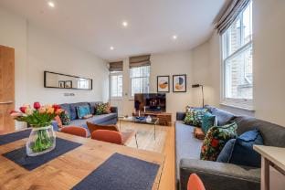 Welcome to Plotseekers Fitzrovia Gem - Stylish 1BR by Oxford Circus - 5 Apartment in London Borough of Islington