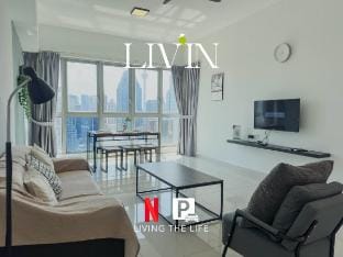 19 KLCC View Family 2BR @ KLCC View Infinity Pool Vacation rental in Federal Territory of Kuala Lumpur