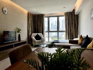 05 KLCC View Entire 2BR I KLCC View Infinity Pool Vacation rental in Federal Territory of Kuala Lumpur