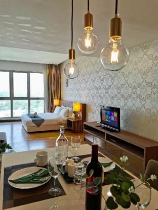 41 KL City Amazing Green view @ KLCC Pool View Vacation rental in Federal Territory of Kuala Lumpur