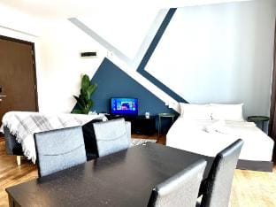65 KL City Center Studio @ KLCC Pool View Vacation rental in Federal Territory of Kuala Lumpur
