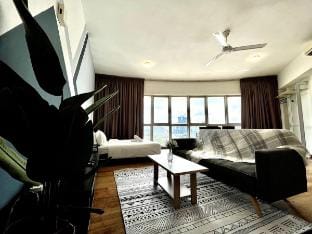65 KL City Center Studio @ KLCC Pool View Vacation rental in Federal Territory of Kuala Lumpur
