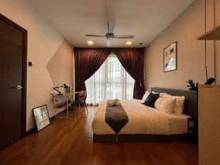 49 KL City Cozy 1BR @ KLCC View Infinity Pool Vacation rental in Federal Territory of Kuala Lumpur
