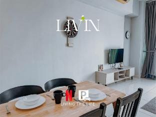 28 KL City 1BR Family Apt@ KLCC View Infinity pool Vacation rental in Federal Territory of Kuala Lumpur