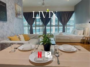 67  KL City Cozy Couple Suite @ KLCC View Pool Vacation rental in Federal Territory of Kuala Lumpur