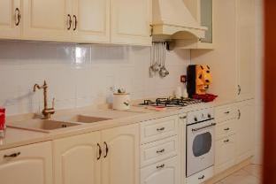 la casa dei nonni (family apartment), high comfort Vacation rental in Naples