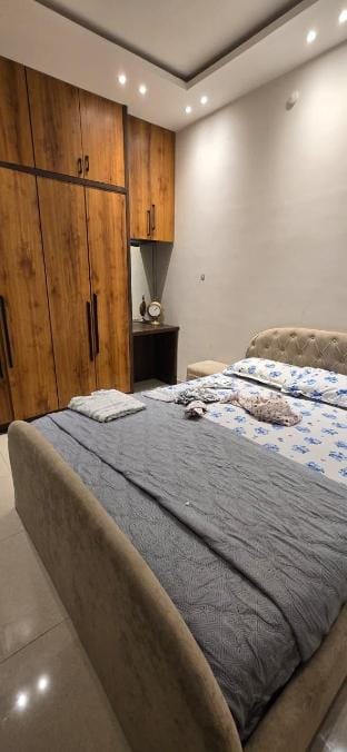 Family Apartment Near Apollo Hospital Jubliee hill Apartment in Hyderabad