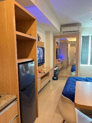 Grand kamala lagoon with netflix  Apartment hotel in West Java