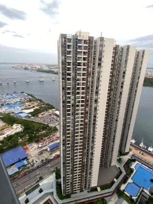 R&F Seine Region 3R2B Relaxing Modern Sky Balcony Vacation rental in Johor Bahru