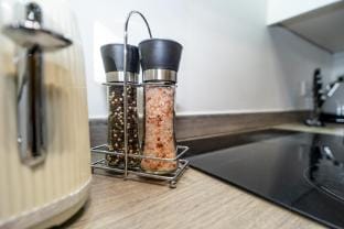 Frant Road Retreat | Private Parking Apartment in Royal Tunbridge Wells