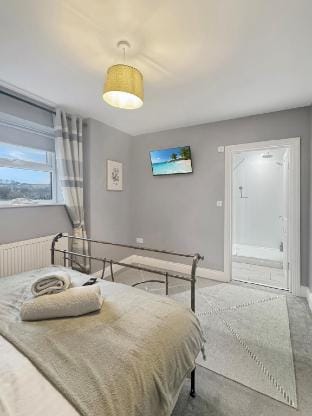 2 Bed Flat Sleeps 6 Free Parking Free Gym Access Vacation rental in Grantham