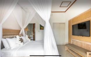 MoonLagoon Retreat Villa Canggu Bali  Villa in North Kuta
