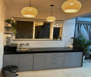 Good Vibes:Pvt Studio w Balcony AC WiFi Kitchenete Vacation rental in Pune