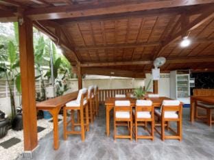 De Ravin Bungalows Canggu Superior Vacation rental in North Kuta