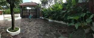 Maheswari Homestay Kalasan Vacation rental in Special Region of Yogyakarta