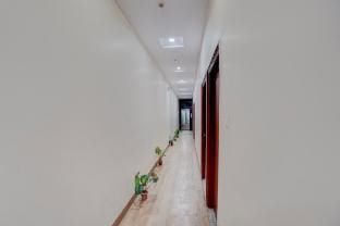 Collection O Chet Singh Ghat Varanasi Formerly The Century Plaza Hotel in Varanasi