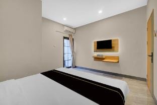 OYO 95124 Stay Inn Hotel in West Java