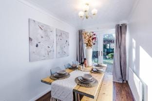 3 Bed Detached Home w/ Parking, 7 mins to Chester Vacation rental in Chester