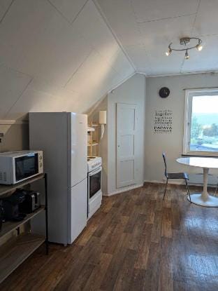 Railway loft apartment (OJ1-3) Apartment in Nordland, Norway