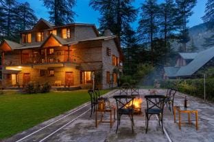 StayVista at Cottage 2 @ Casa Bella Vista Villa in Manali