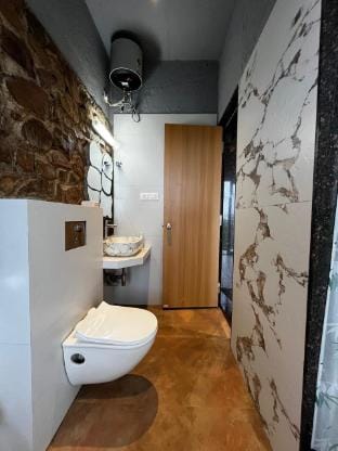 Stone Livenz Villa Vacation rental in Maharashtra