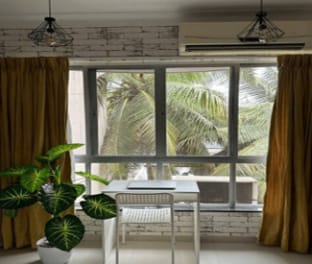 Boutique: Room in Koregaon Park WiFi, Ac, Smart Tv Vacation rental in Pune