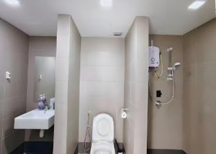 Mega Space @ Atria Mall (1343Sqr ft, 2 BR 2 Bath) Vacation rental in Petaling Jaya