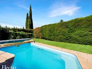 Villa Oliveda Piscine  Salon Cinema Apartment in Lourmarin