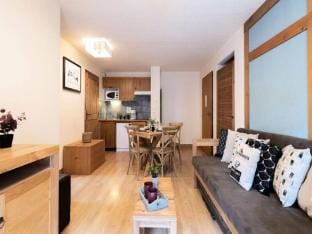 Studio for 4 People Apartment in Saint-Lary-Soulan