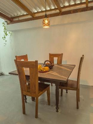 Comfort by the Coast: AC, Hot Water & Kitchen Vacation rental in Ahangama