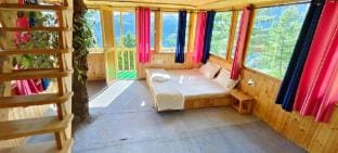 Nature treehouse jibhi  Vacation rental in Himachal Pradesh