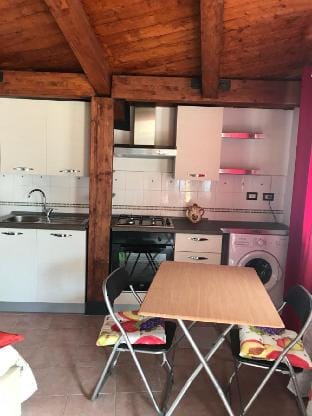 ***** La casa di Gio'- Appartamento Rustico Legno Vacation rental in Sicily